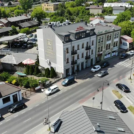 Kamienica 3*