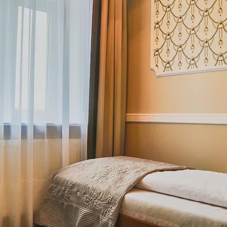 Hotel Kamienica 3*