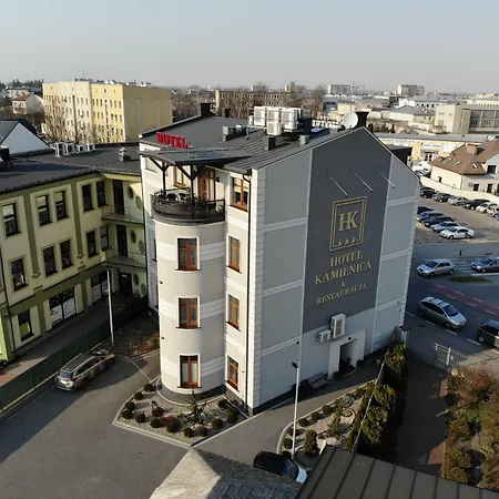 Kamienica 3*